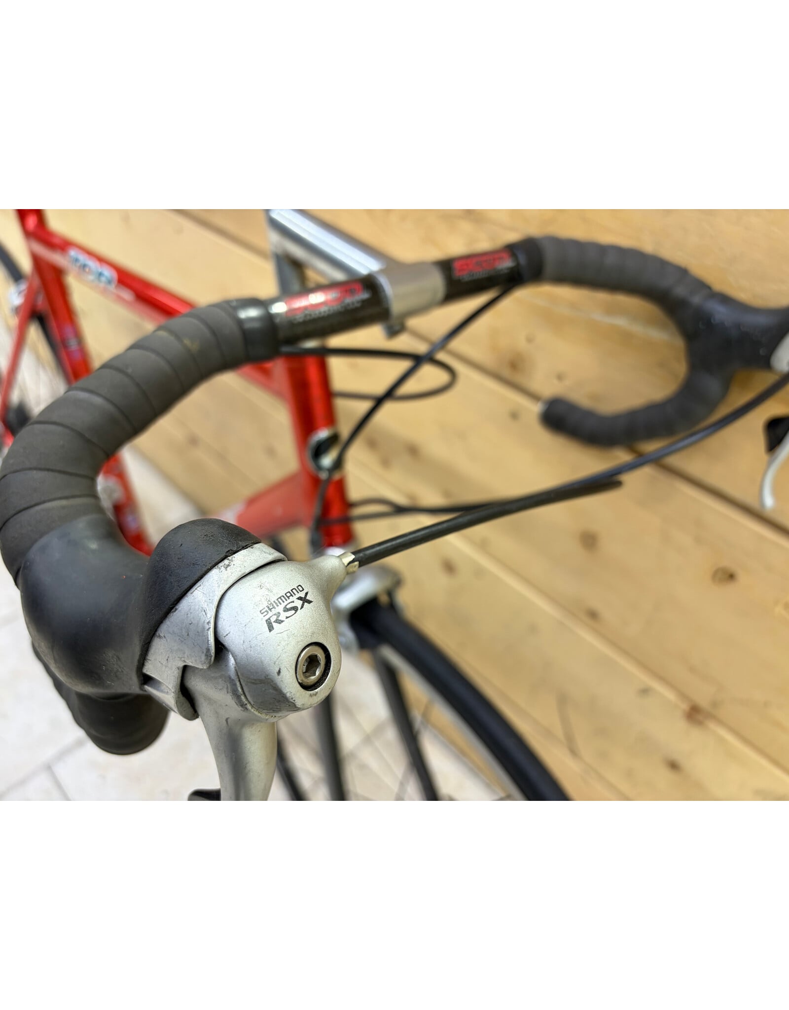 Vélo de route usagé  Giant 56cm - 13893