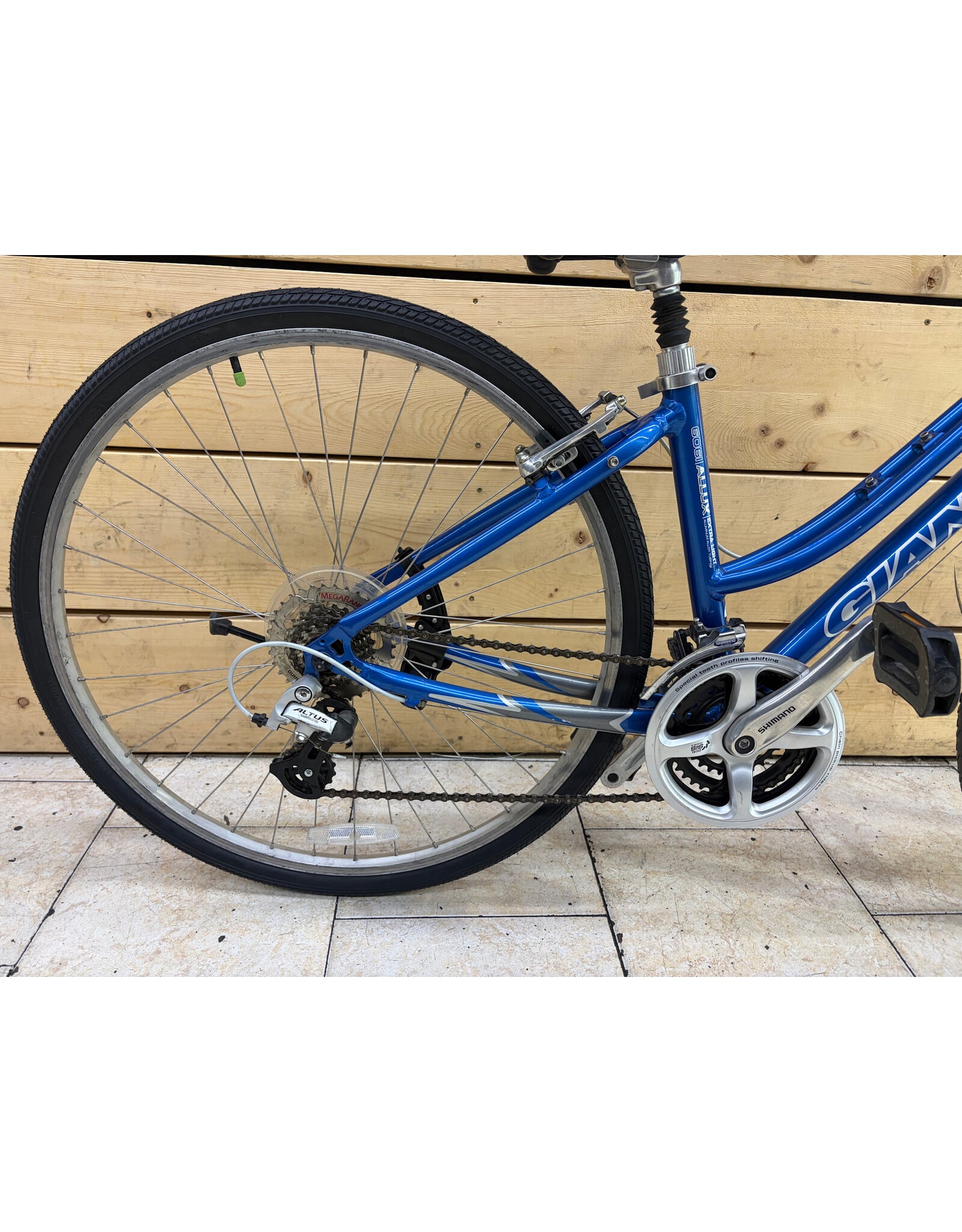 Vélo hybride usagé Giant 15'' - 13992