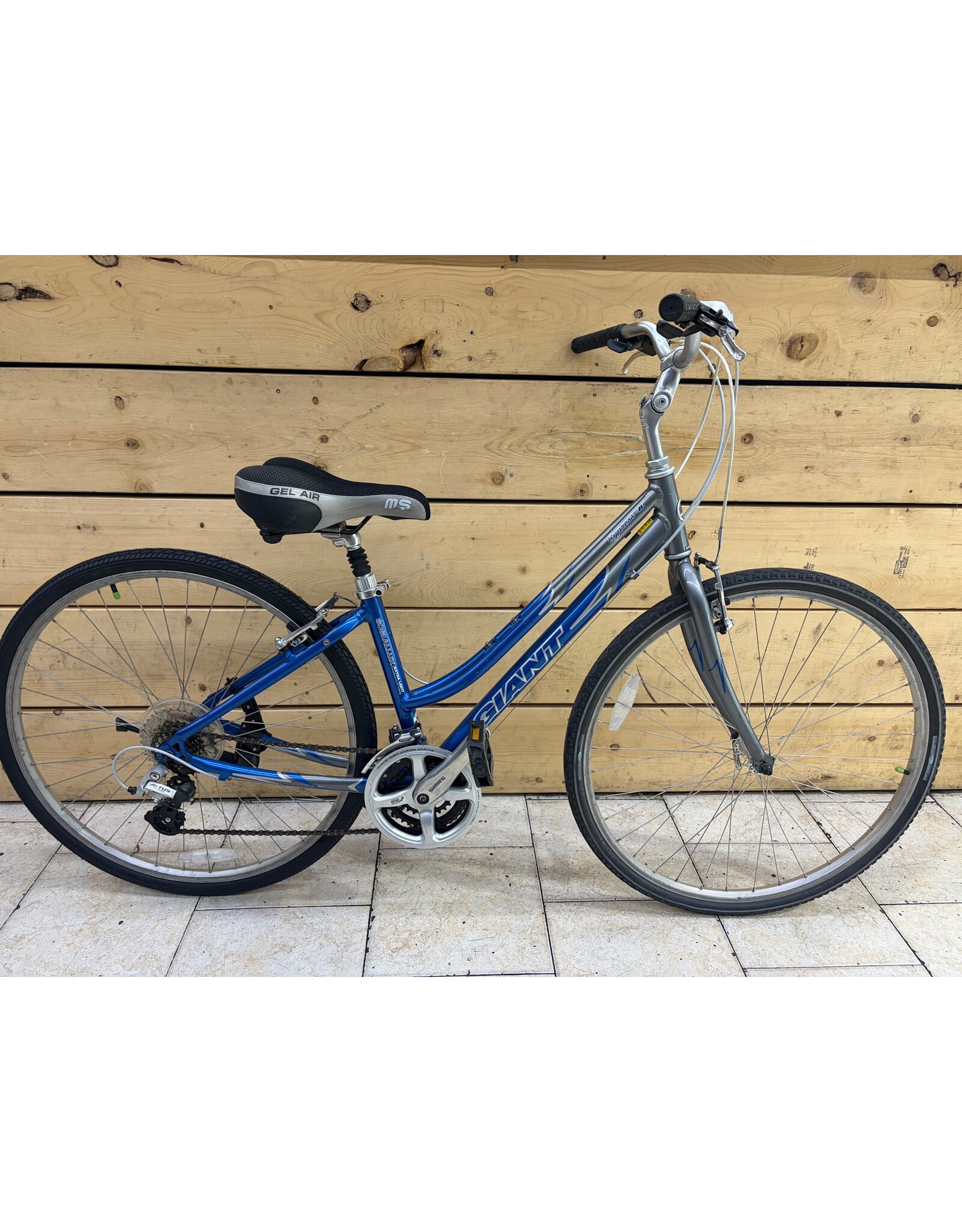 Vélo hybride usagé Giant 15'' - 13992