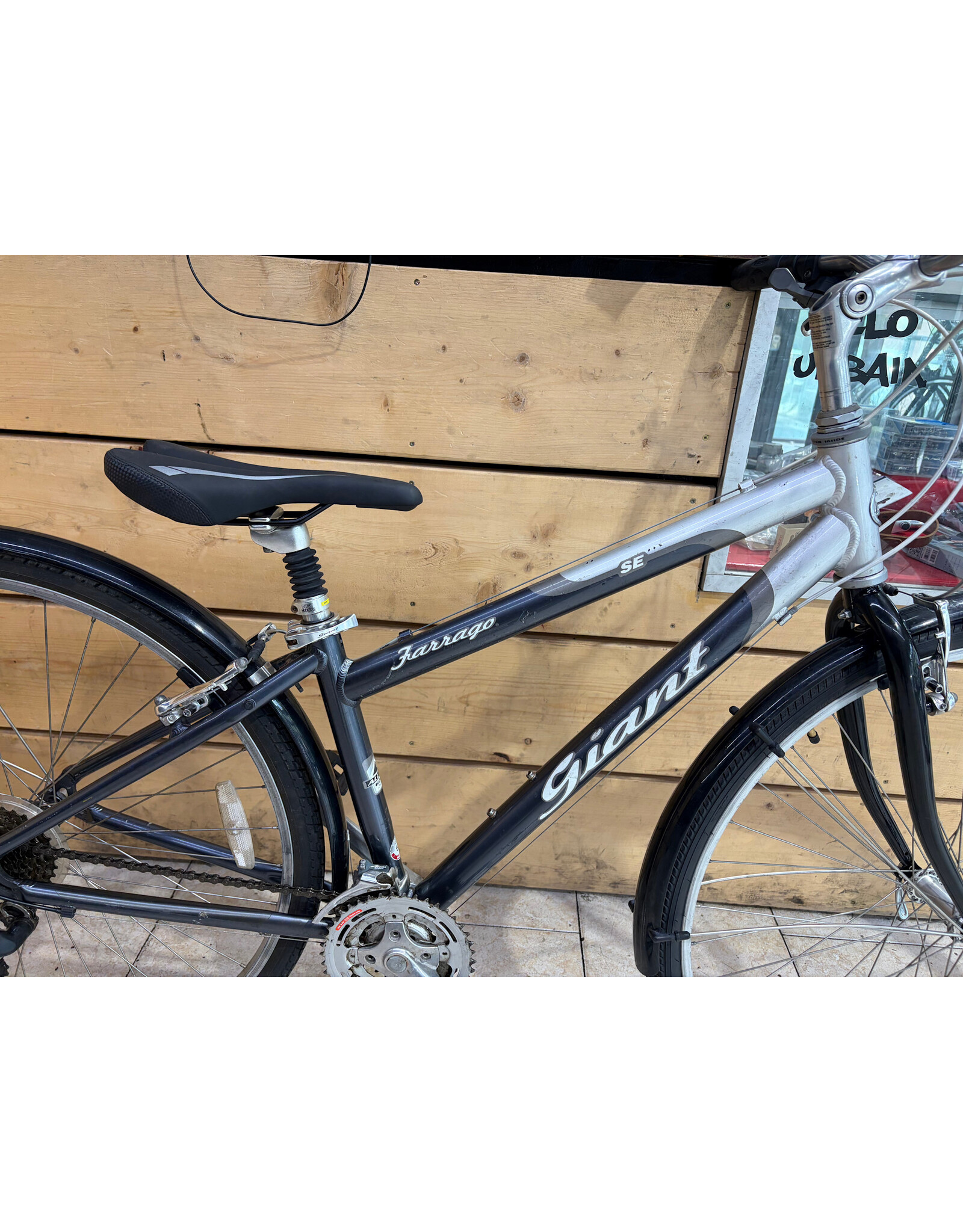 Vélo hybride usagé  Giant 15'' - 14013