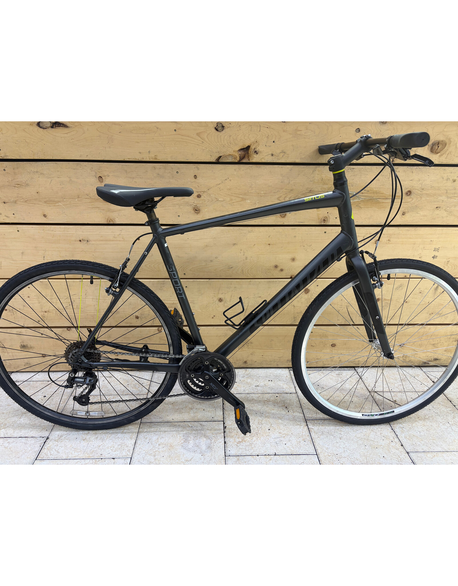 Vélo hybride usagé  Specialized 22'' - 14019