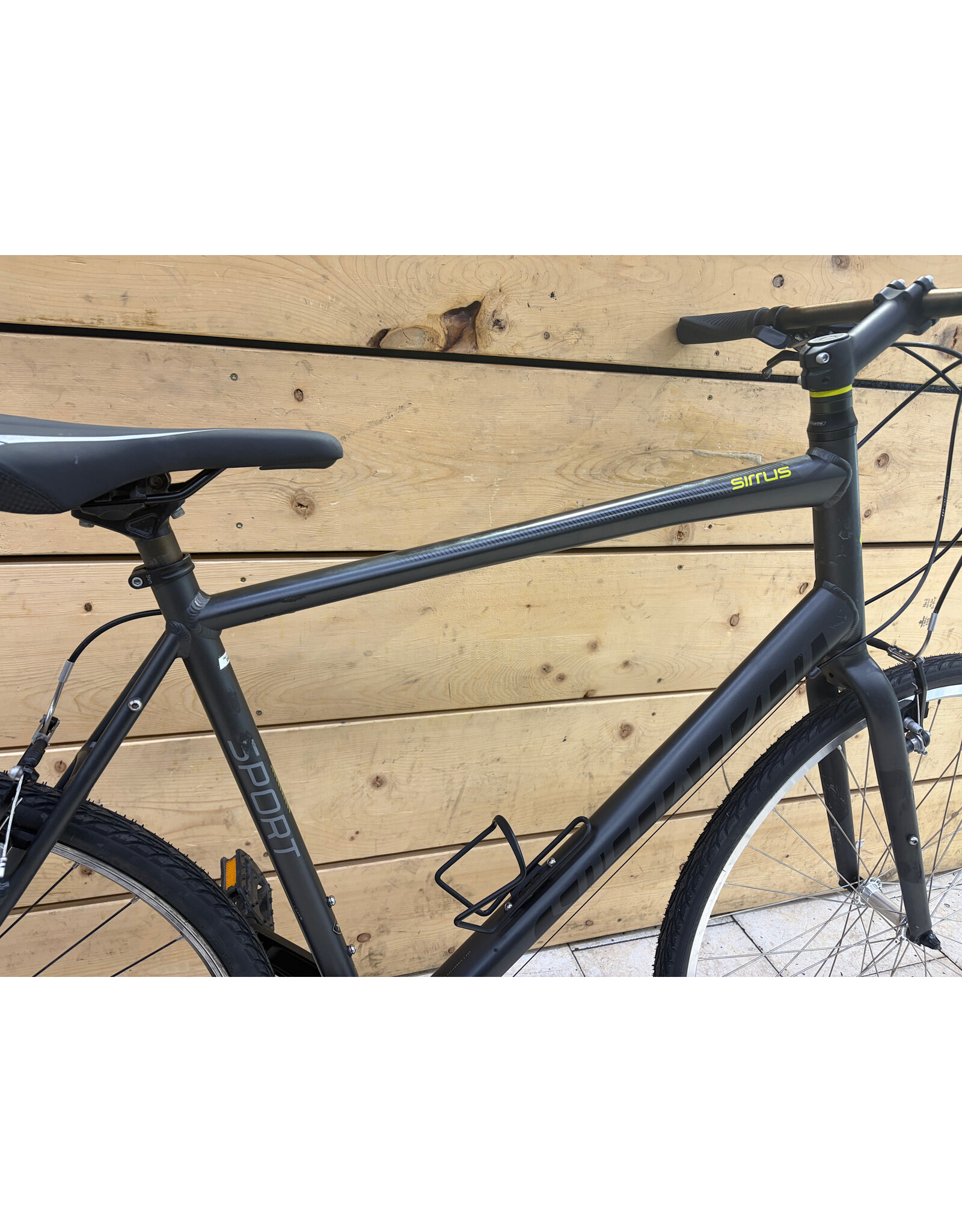 Vélo hybride usagé  Specialized 22'' - 14019