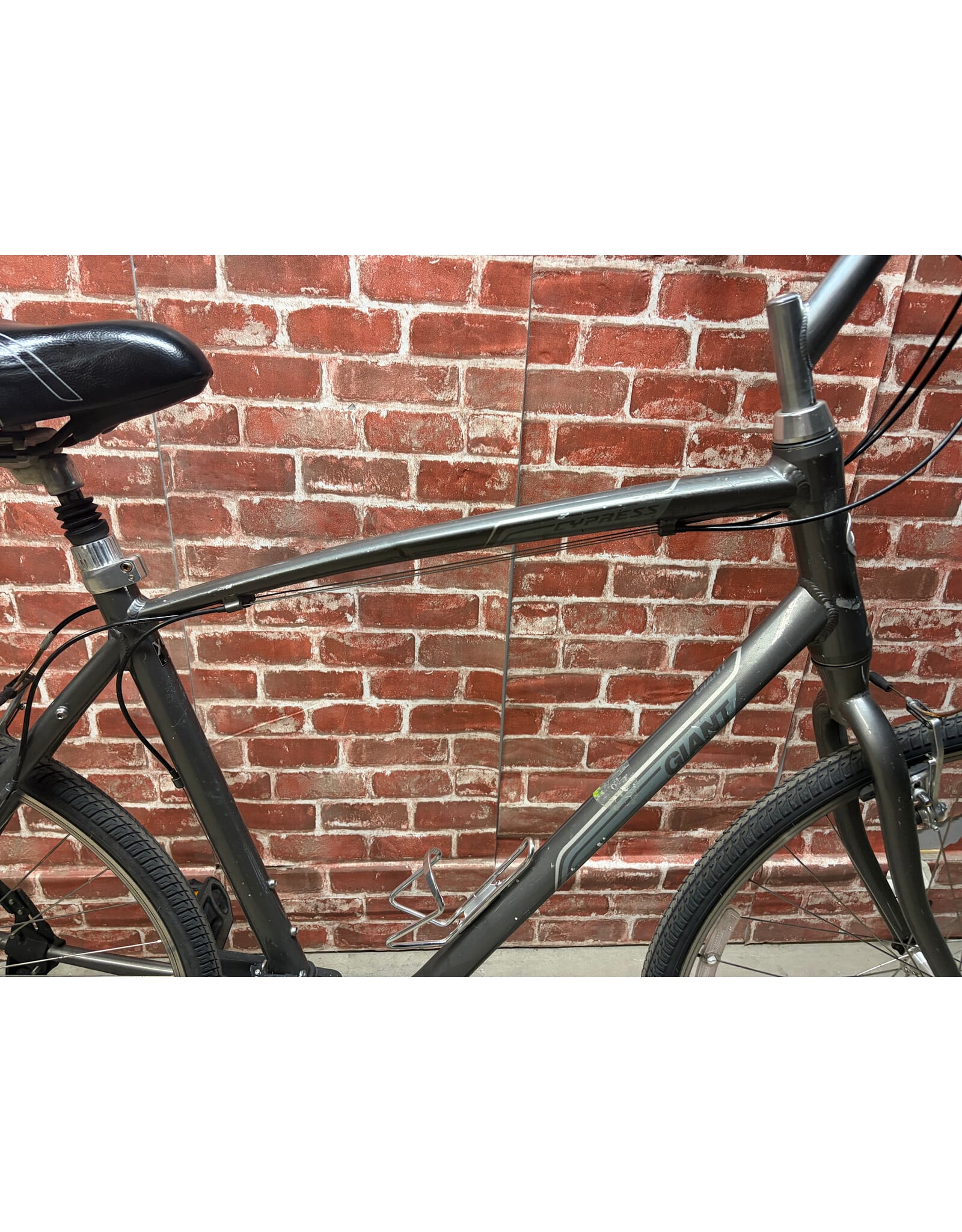 Vélo hybride usagé Giant 22'' - 14037