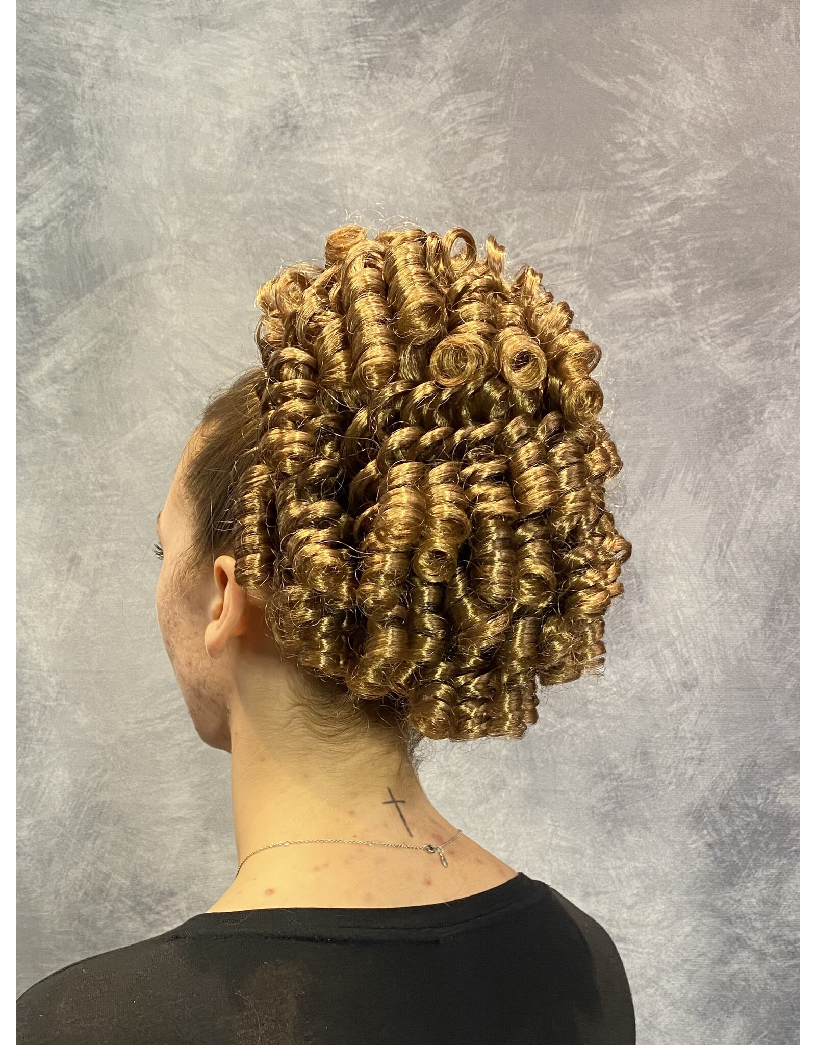 Dancer Hair Do's #85: Tight Ringlets Hairpiece
