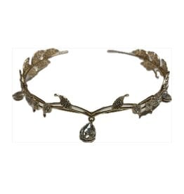 HM Smallwares Dainty Renaissance Crown