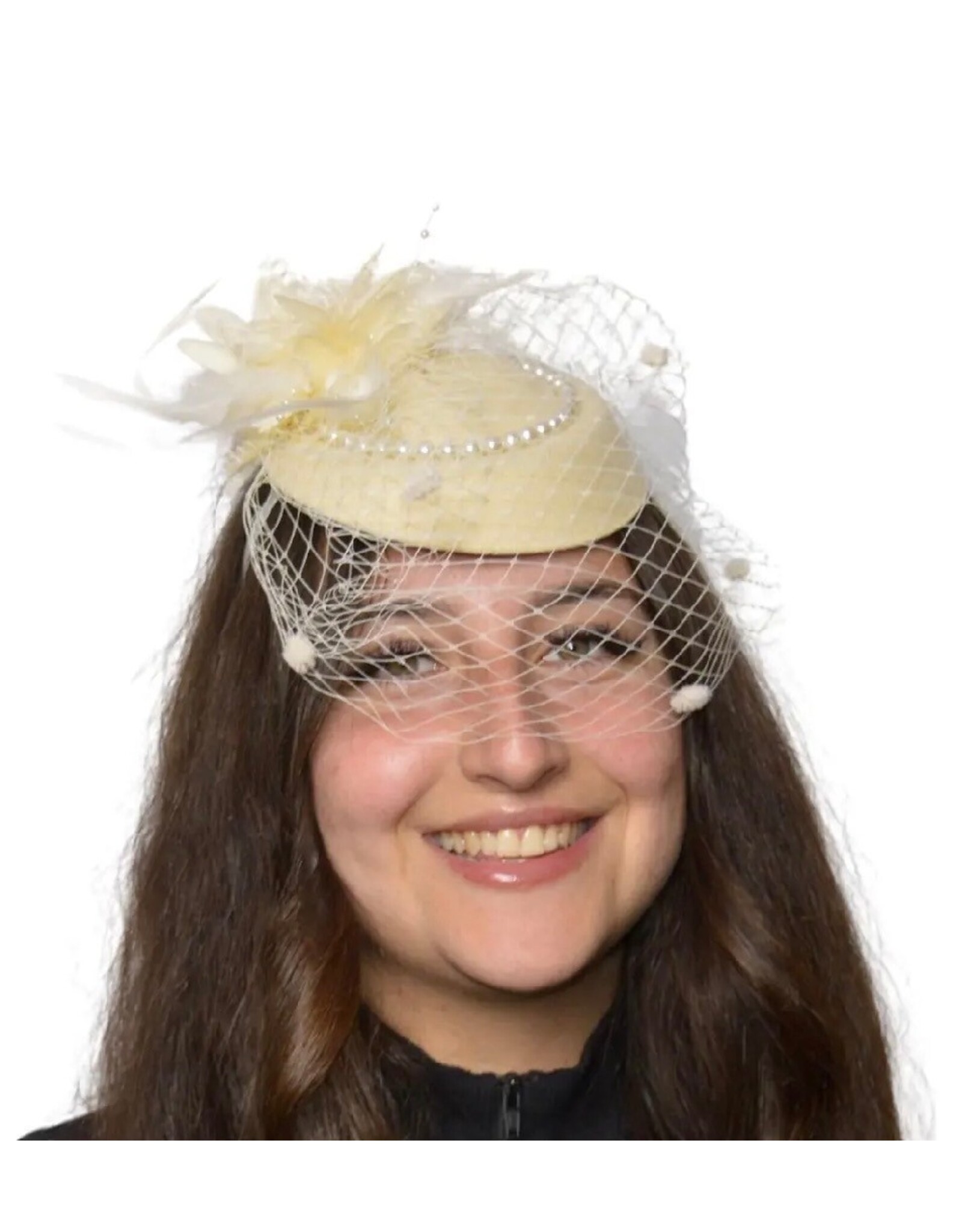 HM Smallwares Creamy Pearl Fascinator