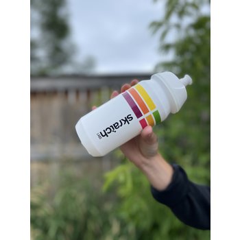 https://cdn.shoplightspeed.com/shops/623991/files/46679160/350x350x2/skratch-labs-water-bottle-500ml.jpg