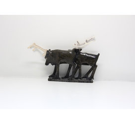 22930 Two caribou by Pavinak Petaulassie