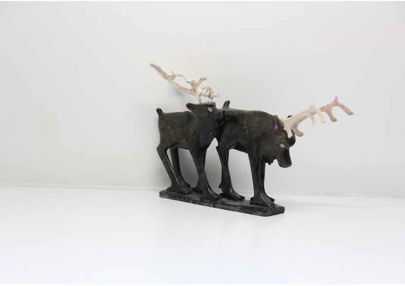 22930 Two caribou by Pavinak Petaulassie