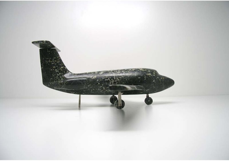 4687 Airplane by Joanasie Lucassie (14-1)