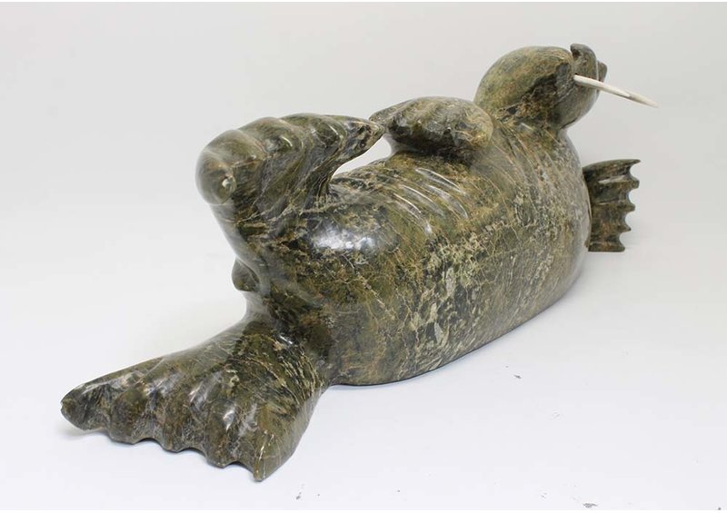 22915 Walrus by Simon Aoudla