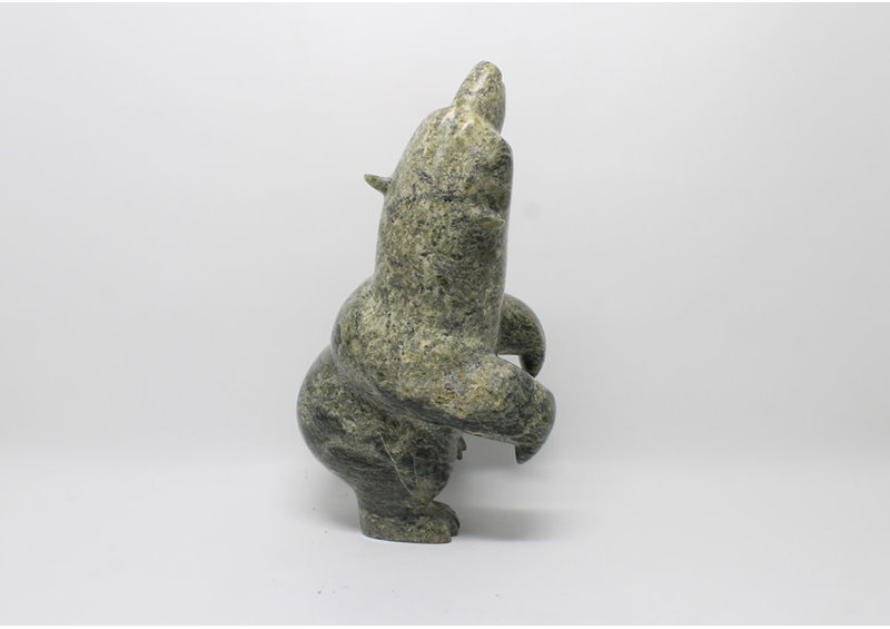 18055 Dancing bear by Alariaq Shaa (34-22)