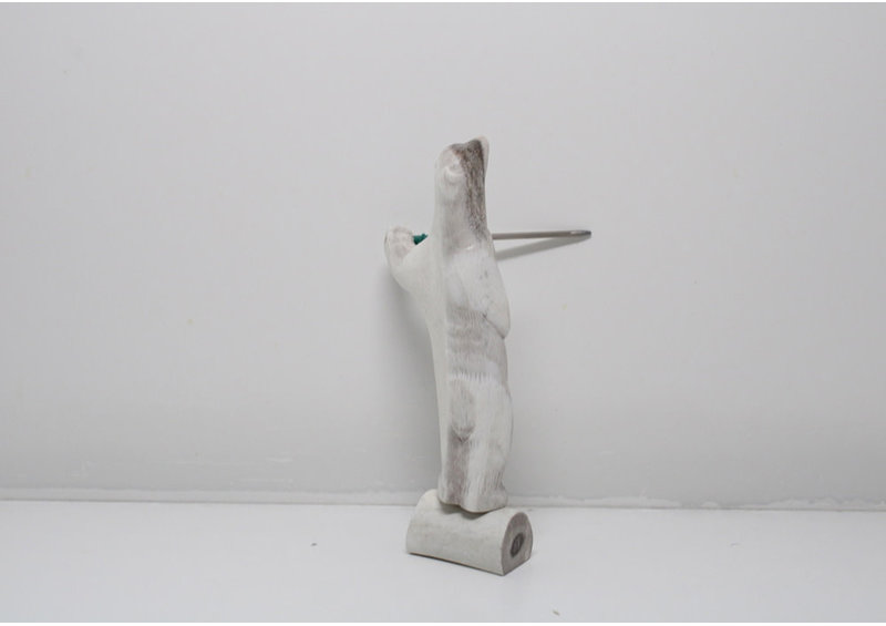 23993 Bear hunter by Iisaki Tasuka