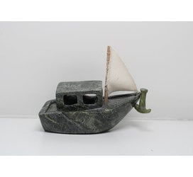 24040 Boat by Kakee Negeoseak