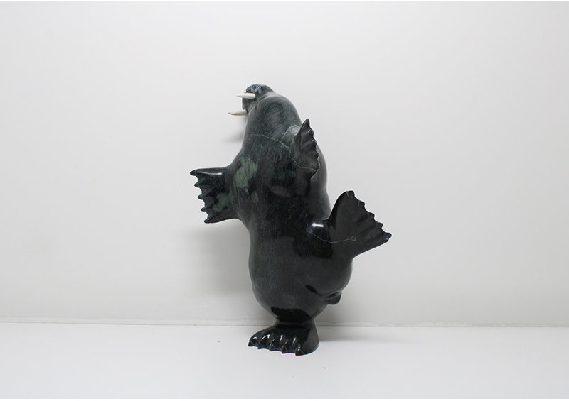 24071 Dancing Walrus by Pudlalik Shaa