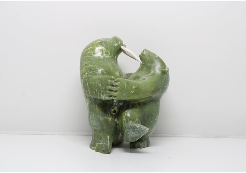 24146 Bear hunts walrus by Napatchie Ashoona