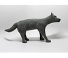 20578 Black granite wolf by Jerry Ell