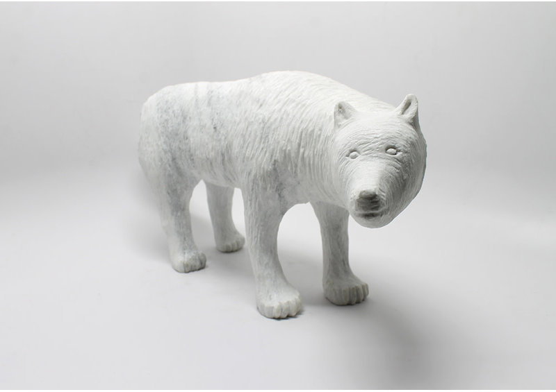 20577 Marble wolf by Jerry Ell