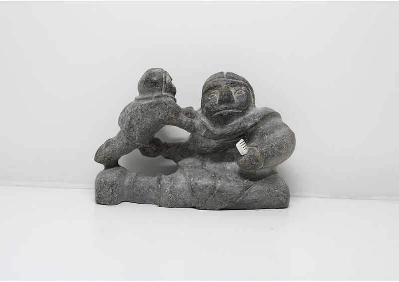 24283 Mother combing child by Thomas Akilak