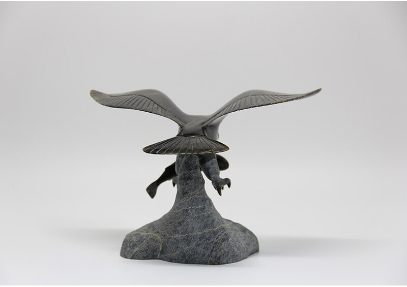 22152 Eagle hunting fish by Pitseolak Qimirpik