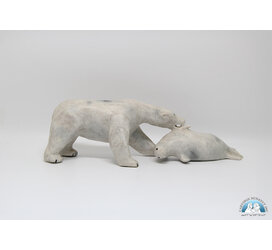 24850 Marble bear hunts seal by Leah Kalluk
