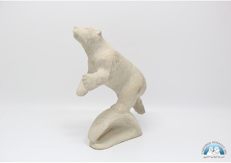 Sandstone etched bears by Esa Kripanik