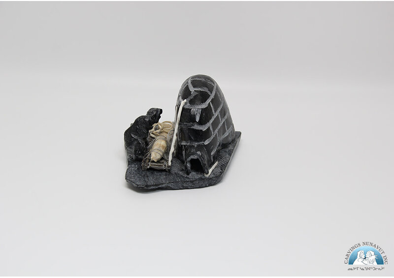 24660 Igloo scene by Iziasie Kopalie