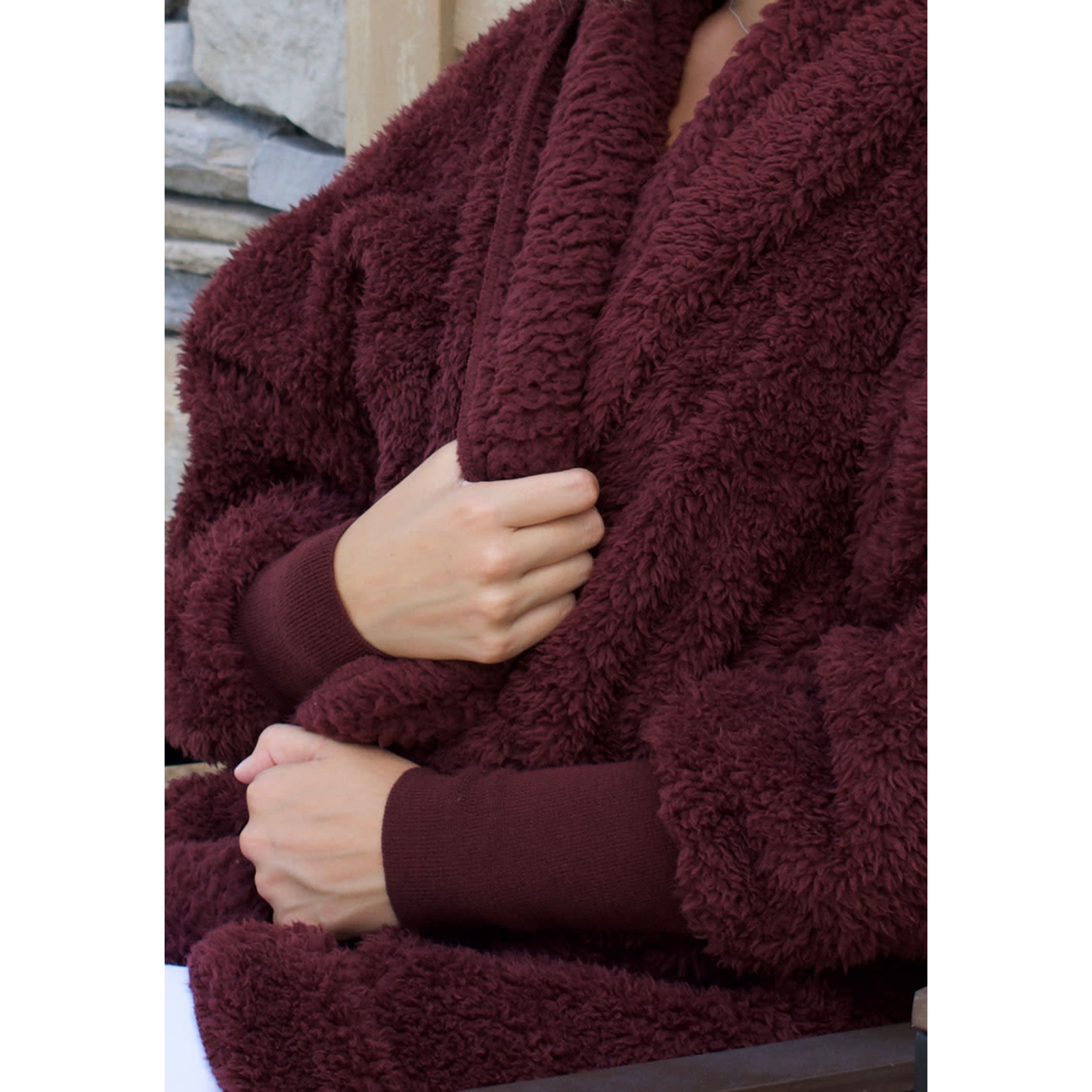 Nordic Beach Fuzzy Fleece Hooded Cardigan in Chocolate Cherry