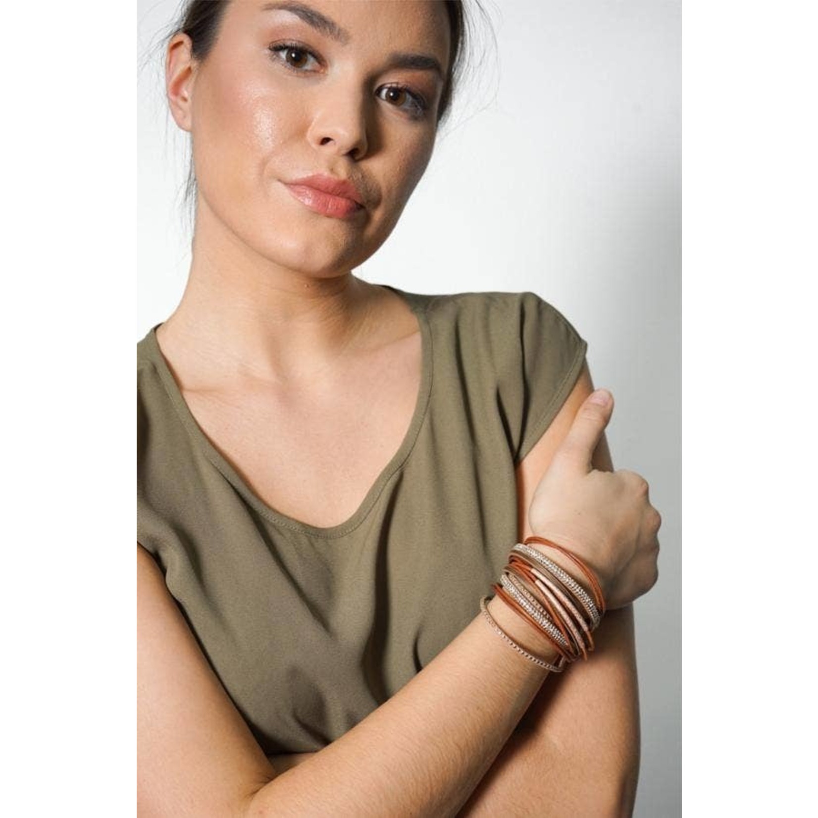 Saachi Flaunt Rhinestone Brown Leather Wrap Bracelet