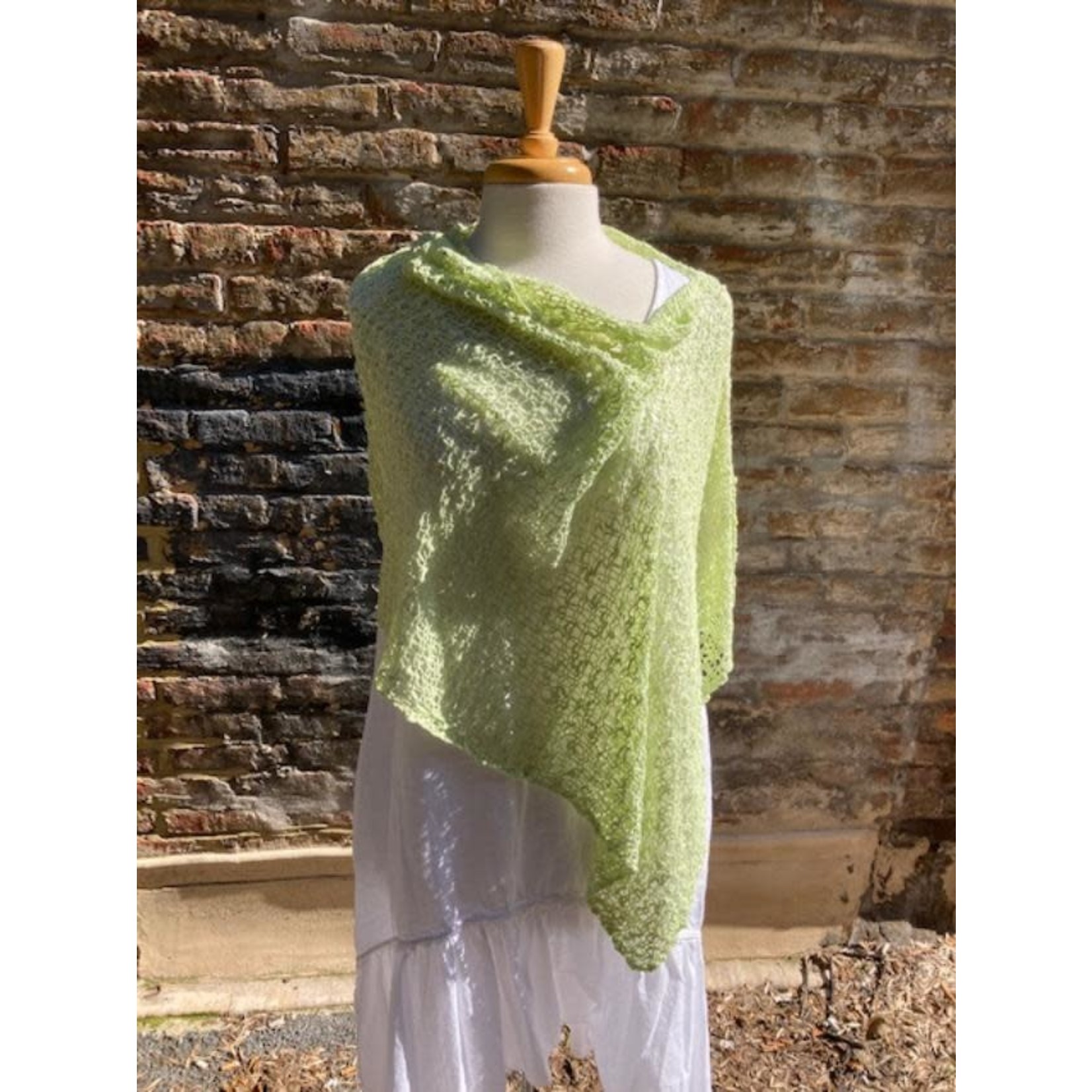 Lost River Imports Popcorn Poncho in Honeydew (10)