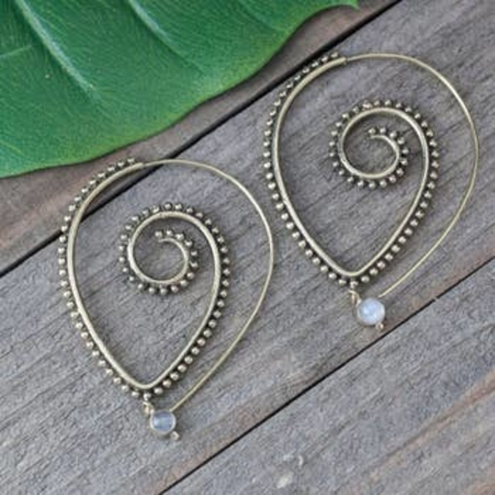 Baizaar Brass Spotted Stone Drop Spiral Earrings in Moon
