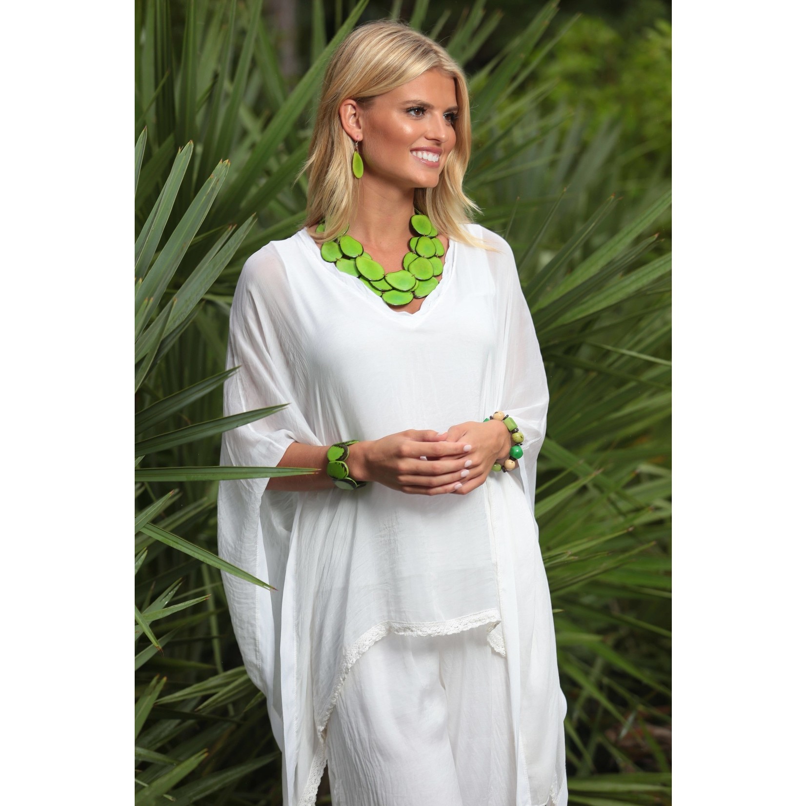 Organic Tagua Jewelry Amigas Tagua Discs Necklace in Lime