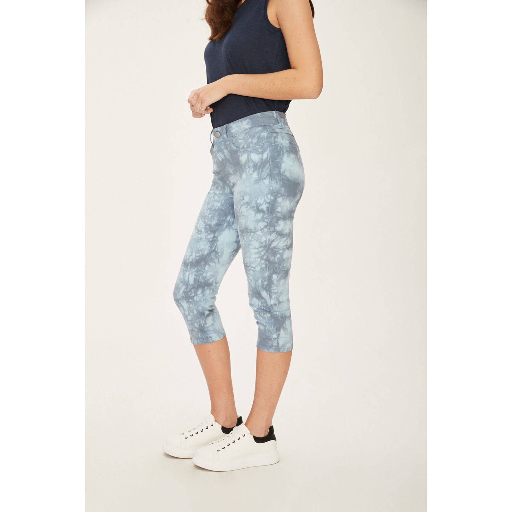 FDJ Olivia Tie Dye Slim Capri Pant