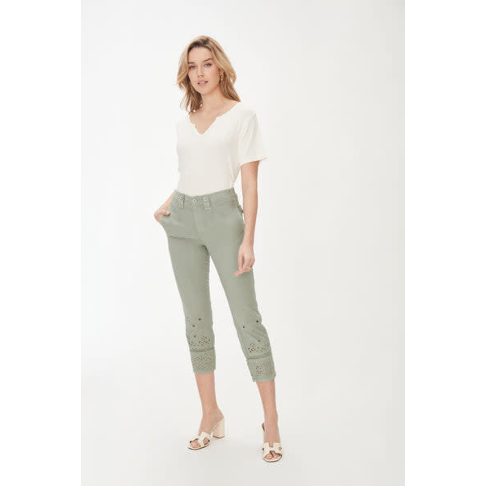 FDJ Pull-on Eyelet Utility Crop Pant in Lilypad