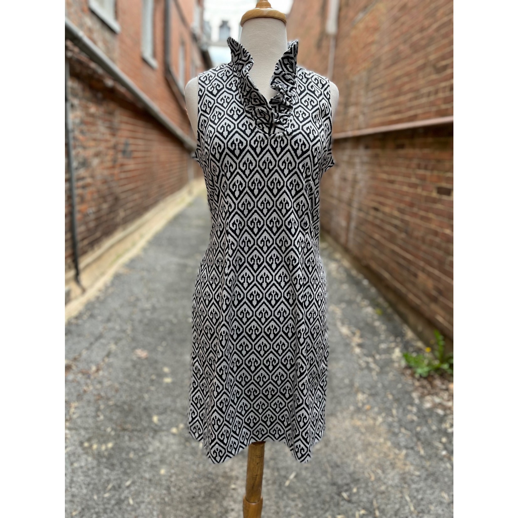 Tyler Boe Constance Jacquard in Topiary