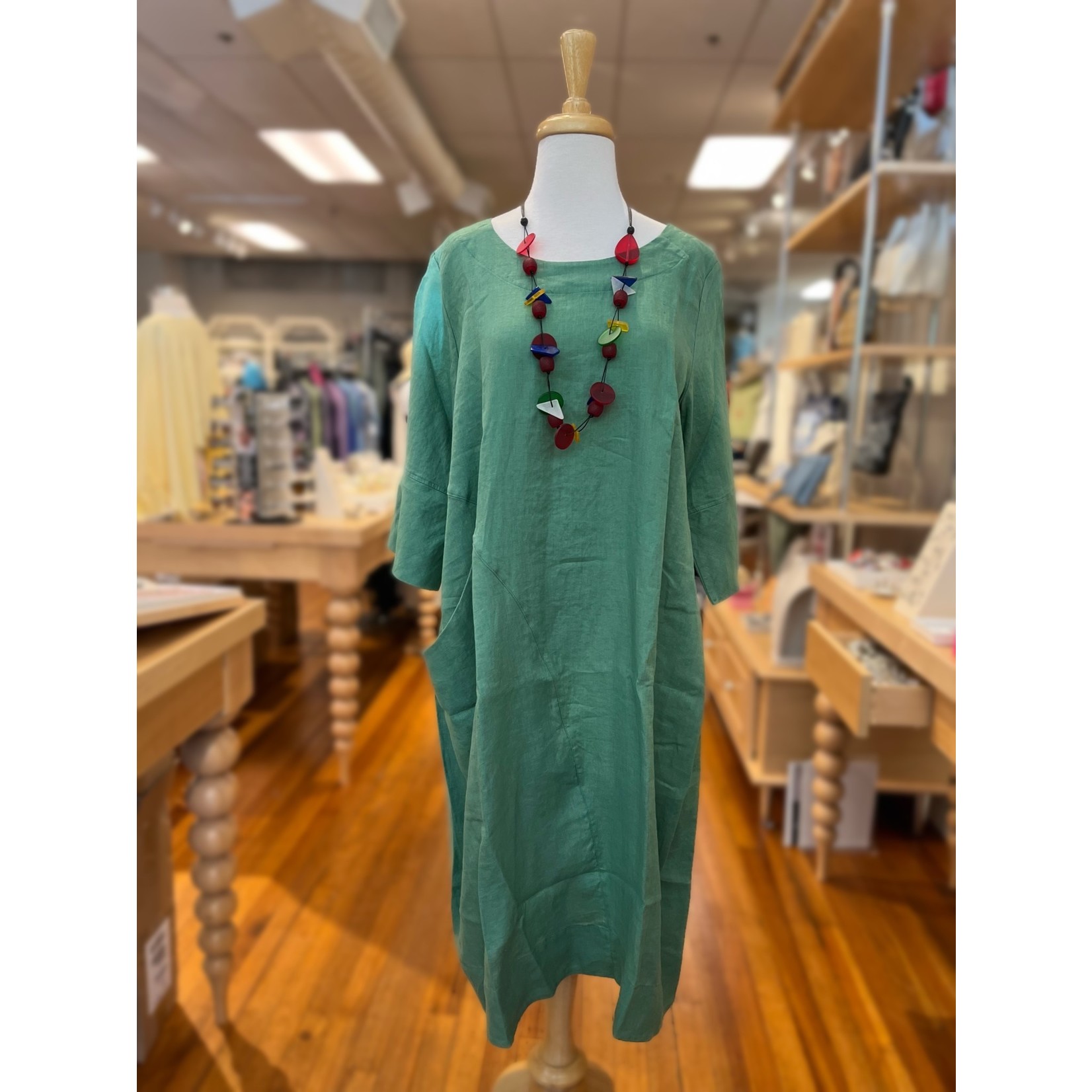 WYE 3/4 Sleeve Long Dress w/ Scoop Pocket in Green