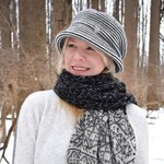 Esposito Wool Angora Striped Roll Brim Hat in Wht/Blk