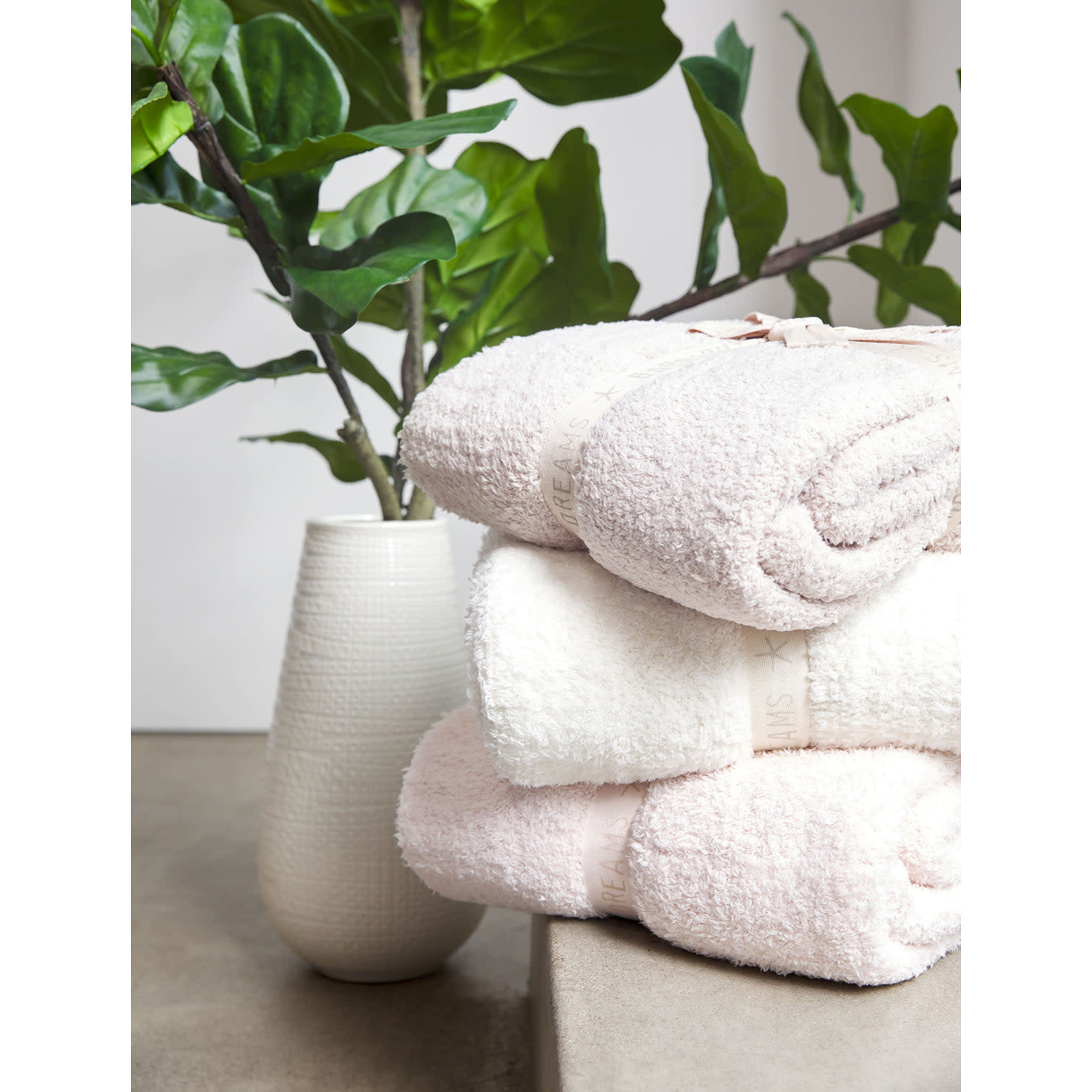 Barefoot Dreams CozyChic Throw in Cream