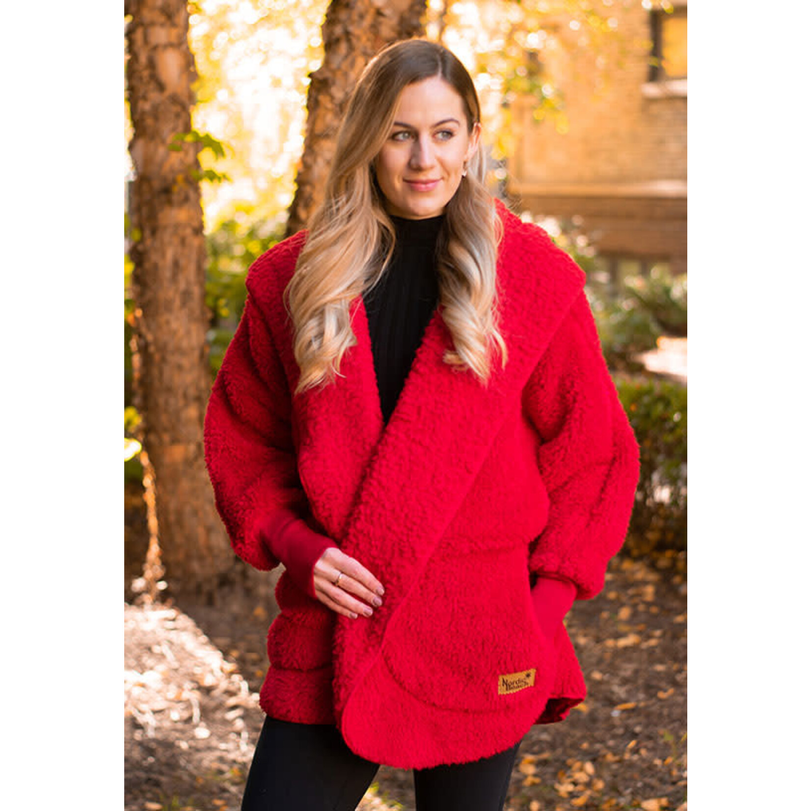 Nordic Beach Fuzzy Fleece Hooded Cardigan in Candy Apple