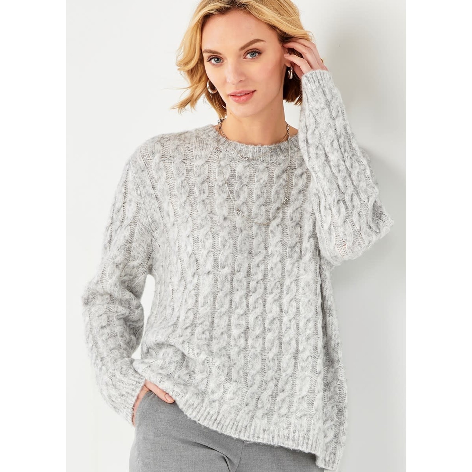 Luxe Essex Cable Sweater In Grey