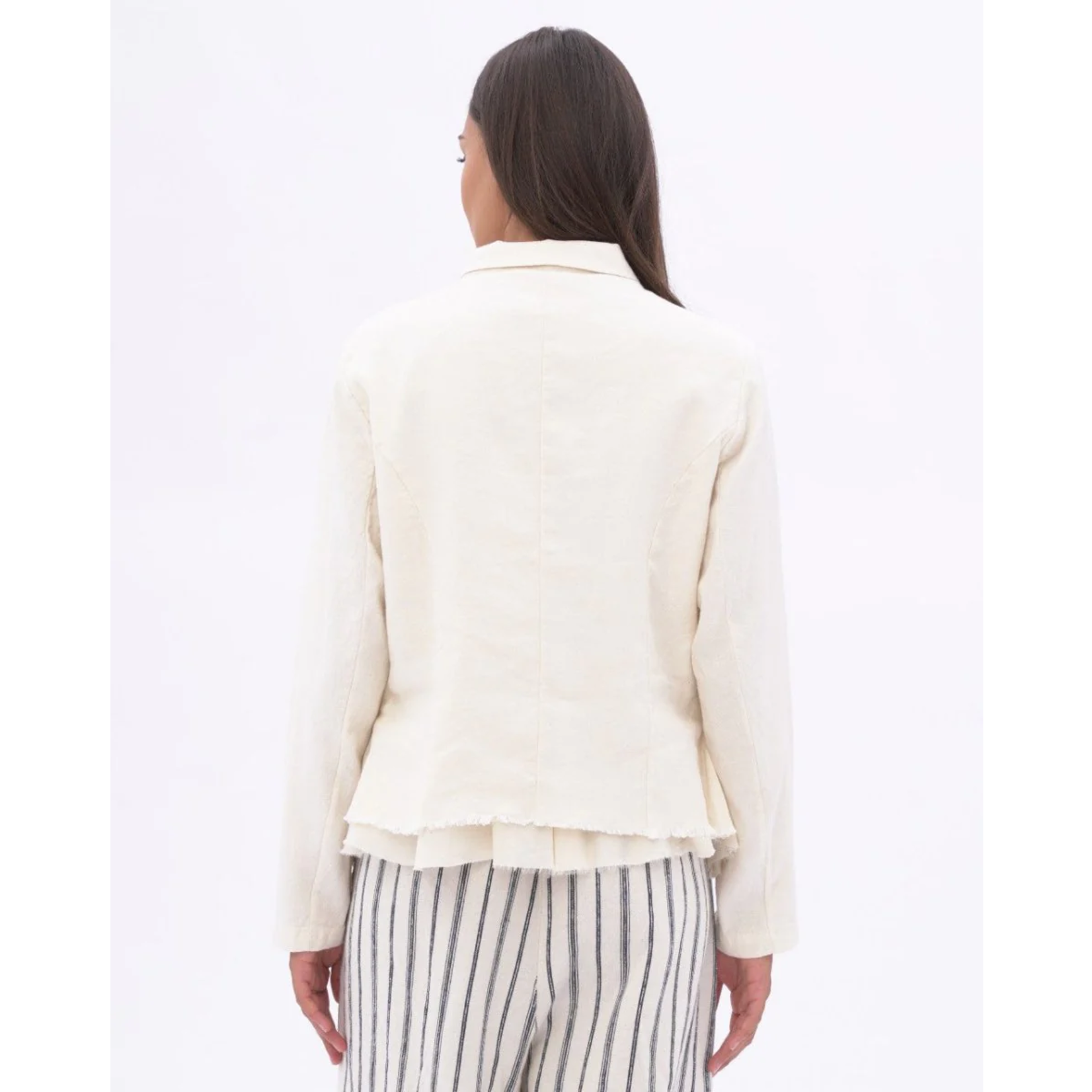 Baci Cotton Linen Blend Raw Edge Layered Jkt in Natural