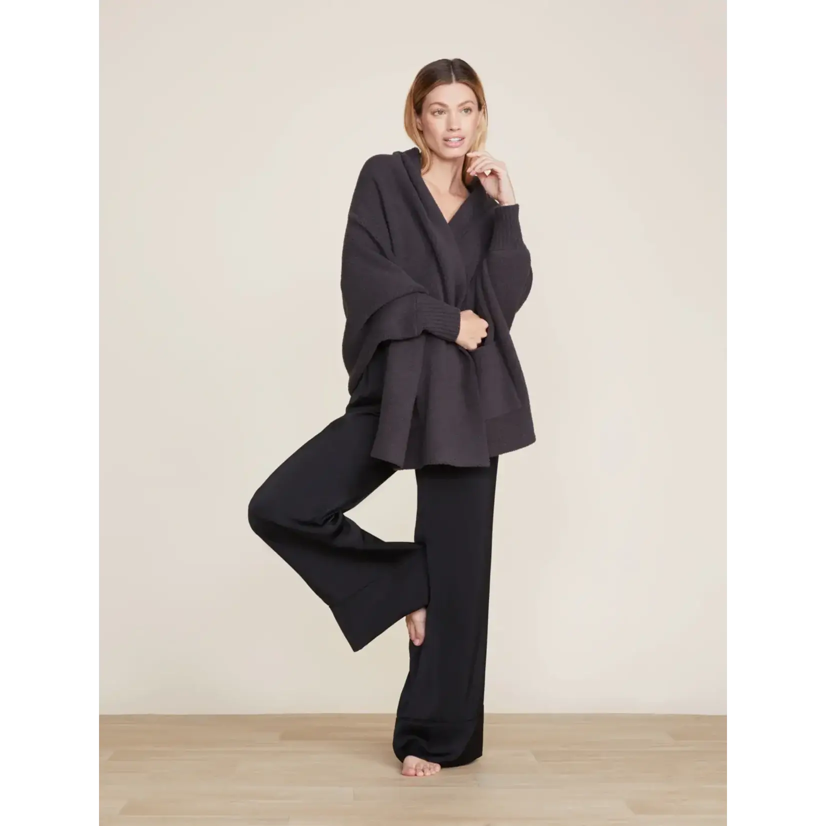 Barefoot Dreams CozyChic Blanket Wrap in Carbon