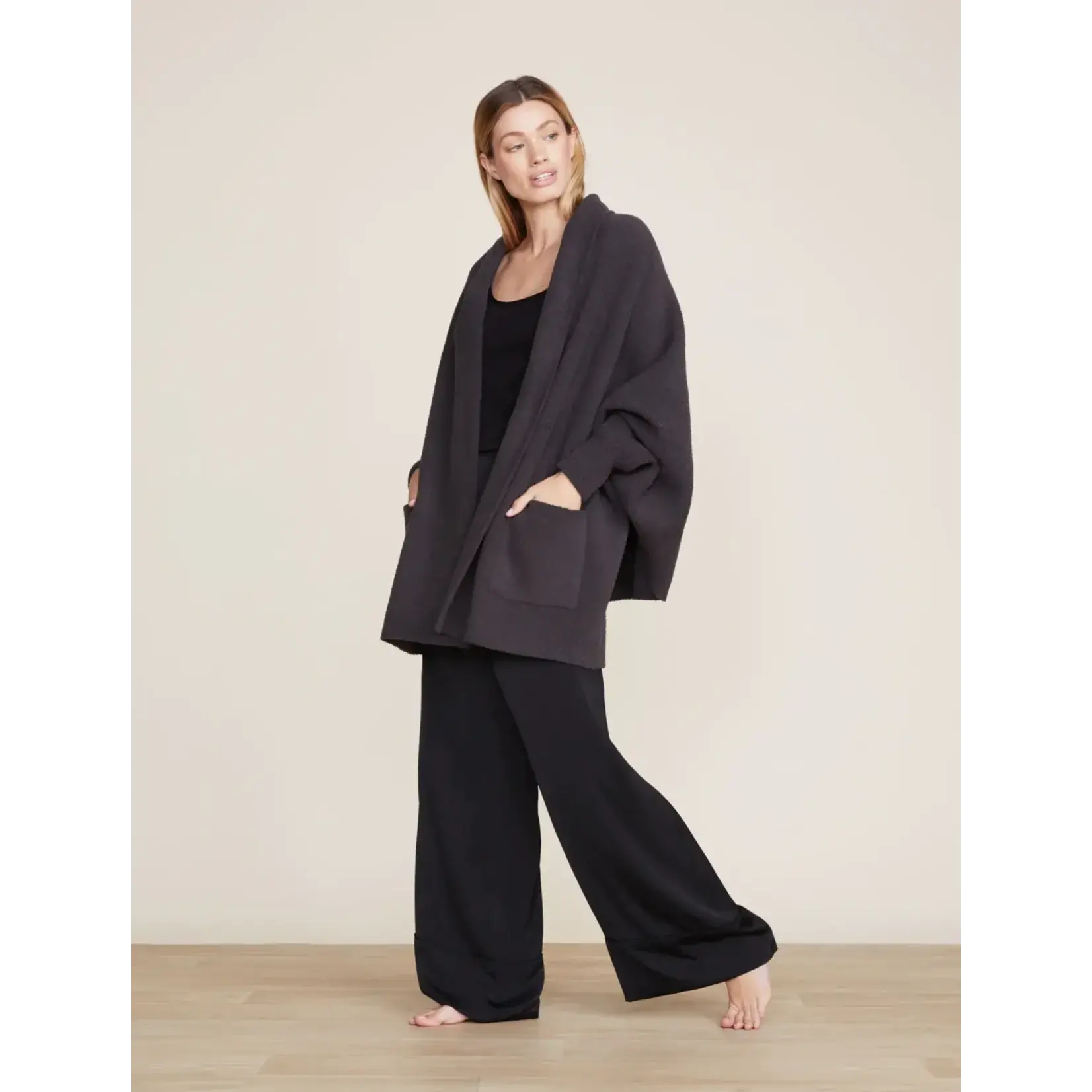 Barefoot Dreams CozyChic Blanket Wrap in Carbon