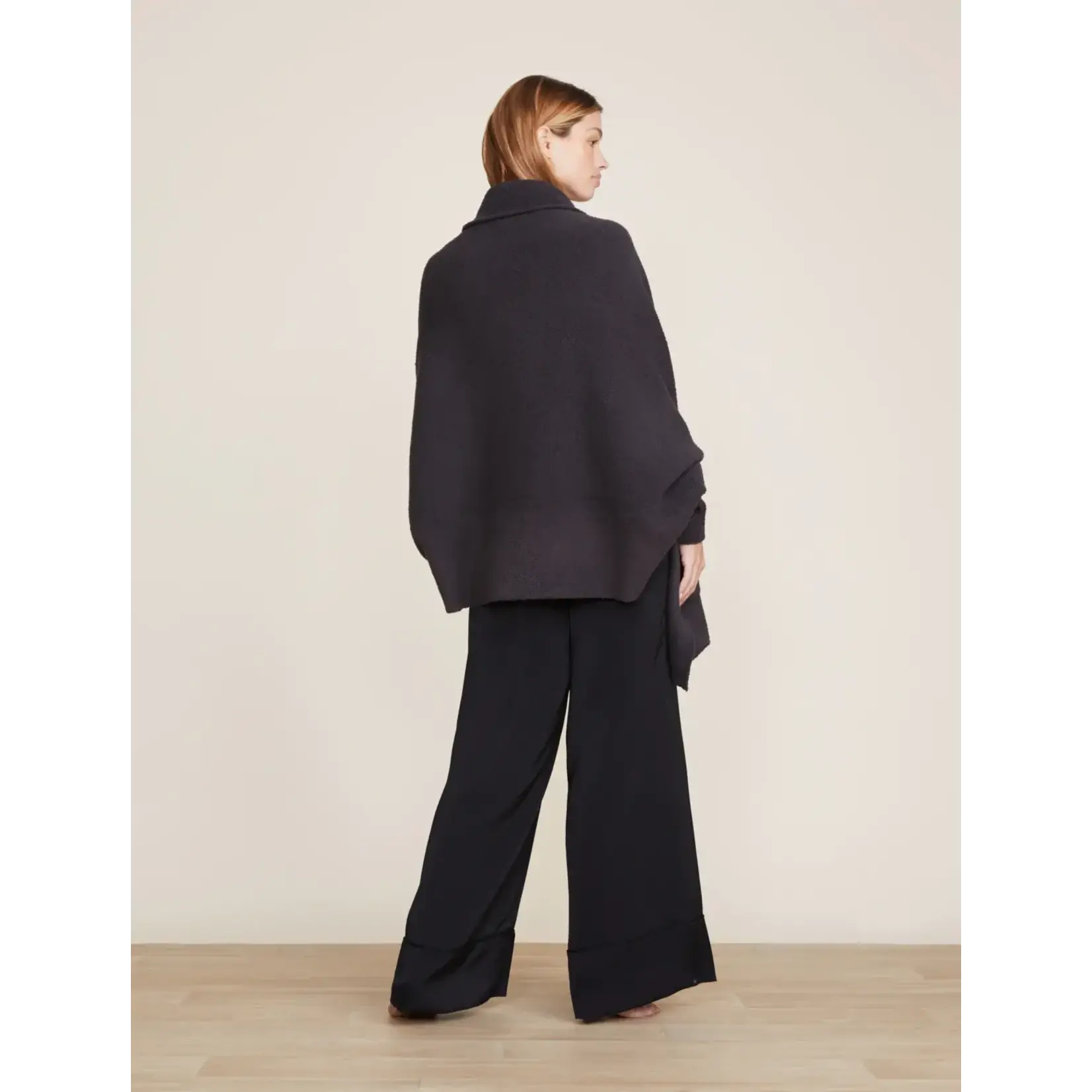 Barefoot Dreams CozyChic Blanket Wrap in Carbon