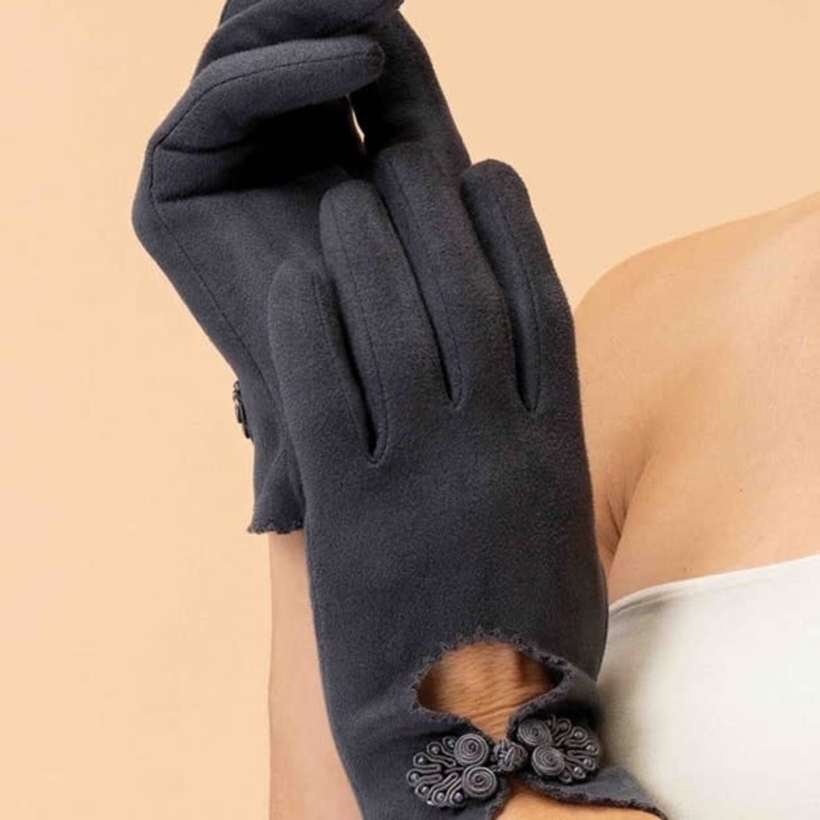 Powder Suki Gloves in Damson in Slate