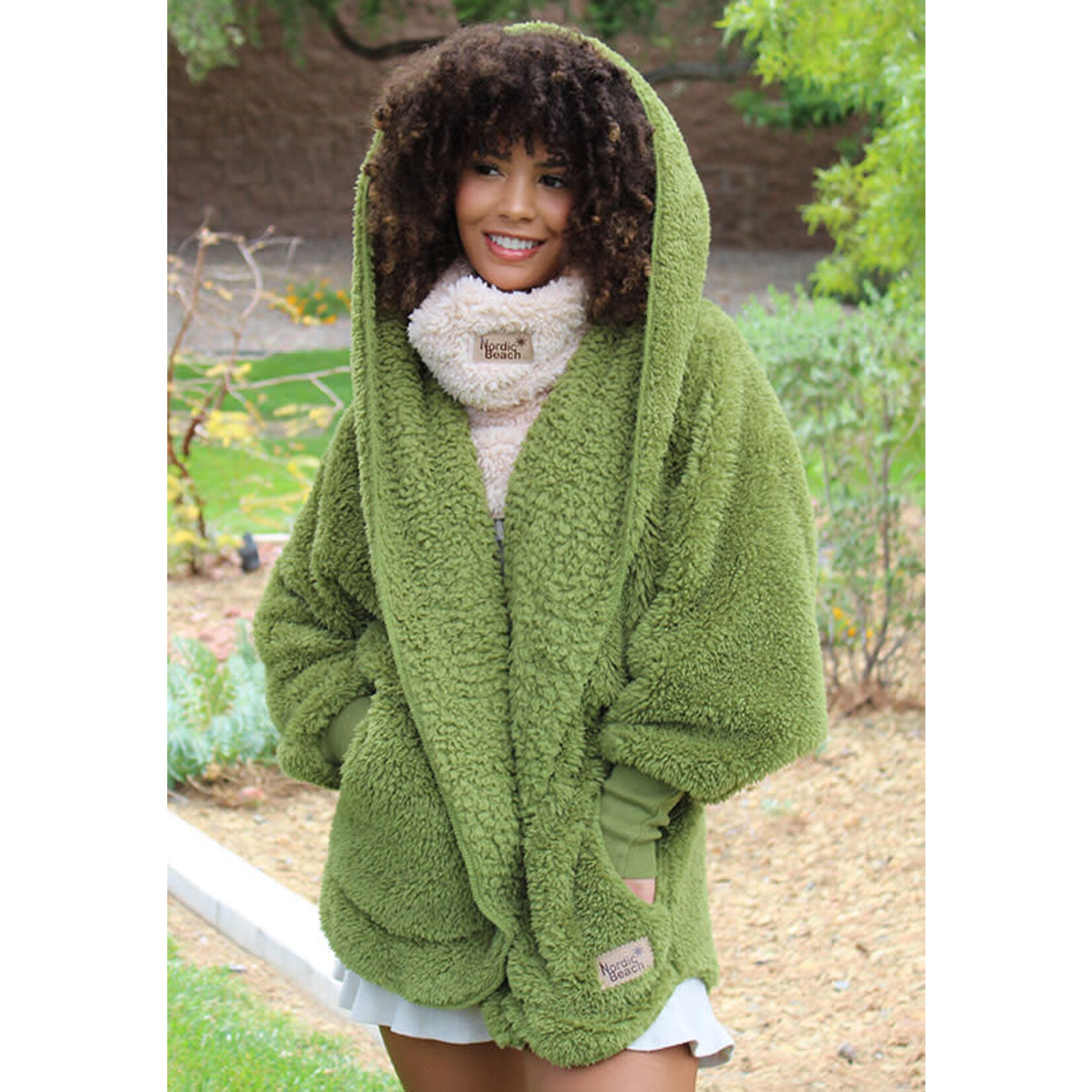 Nordic Beach Fuzzy Fleece Hooded Cardigan in Misty Moss