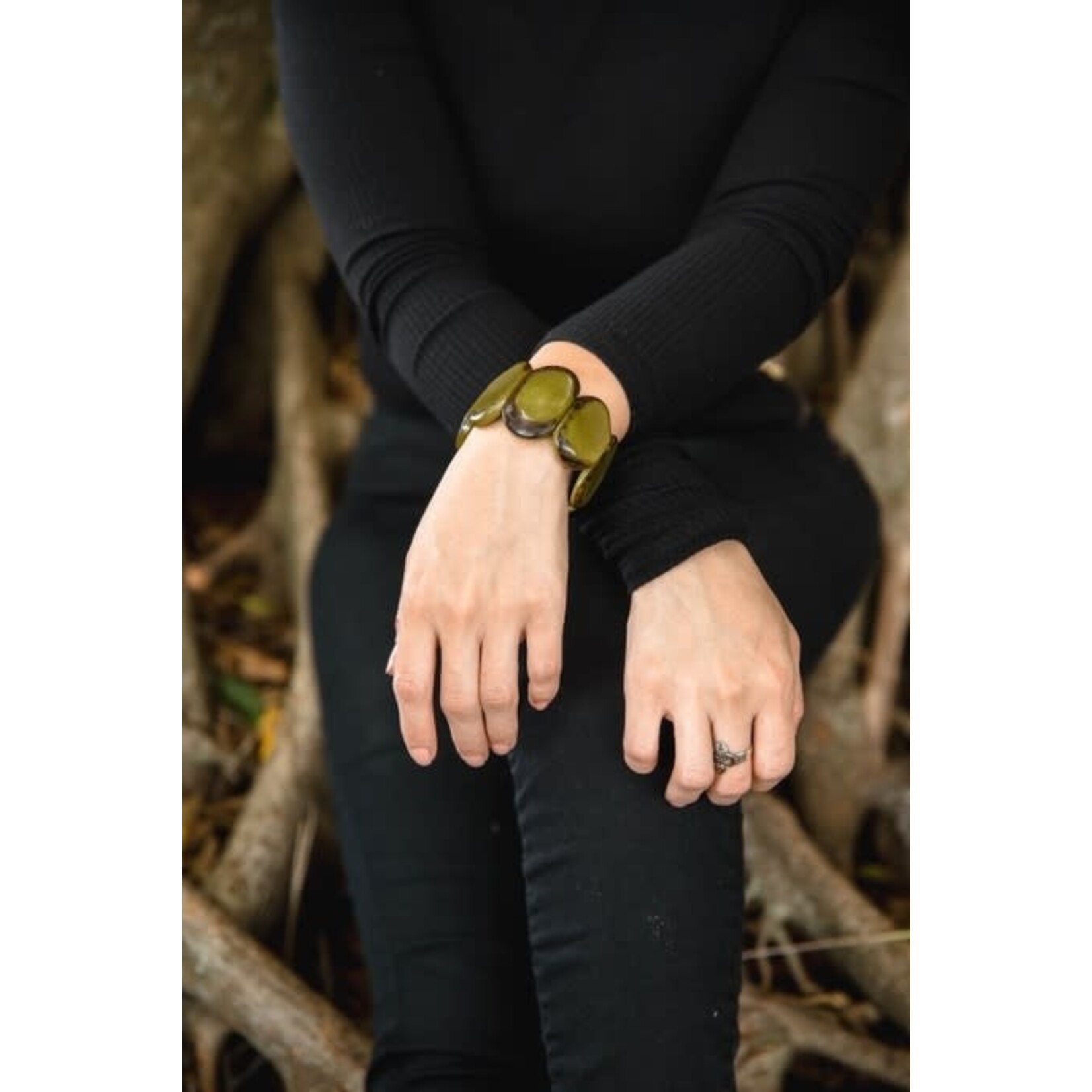 Organic Tagua Jewelry Carved Ivory Bracelet in Olive