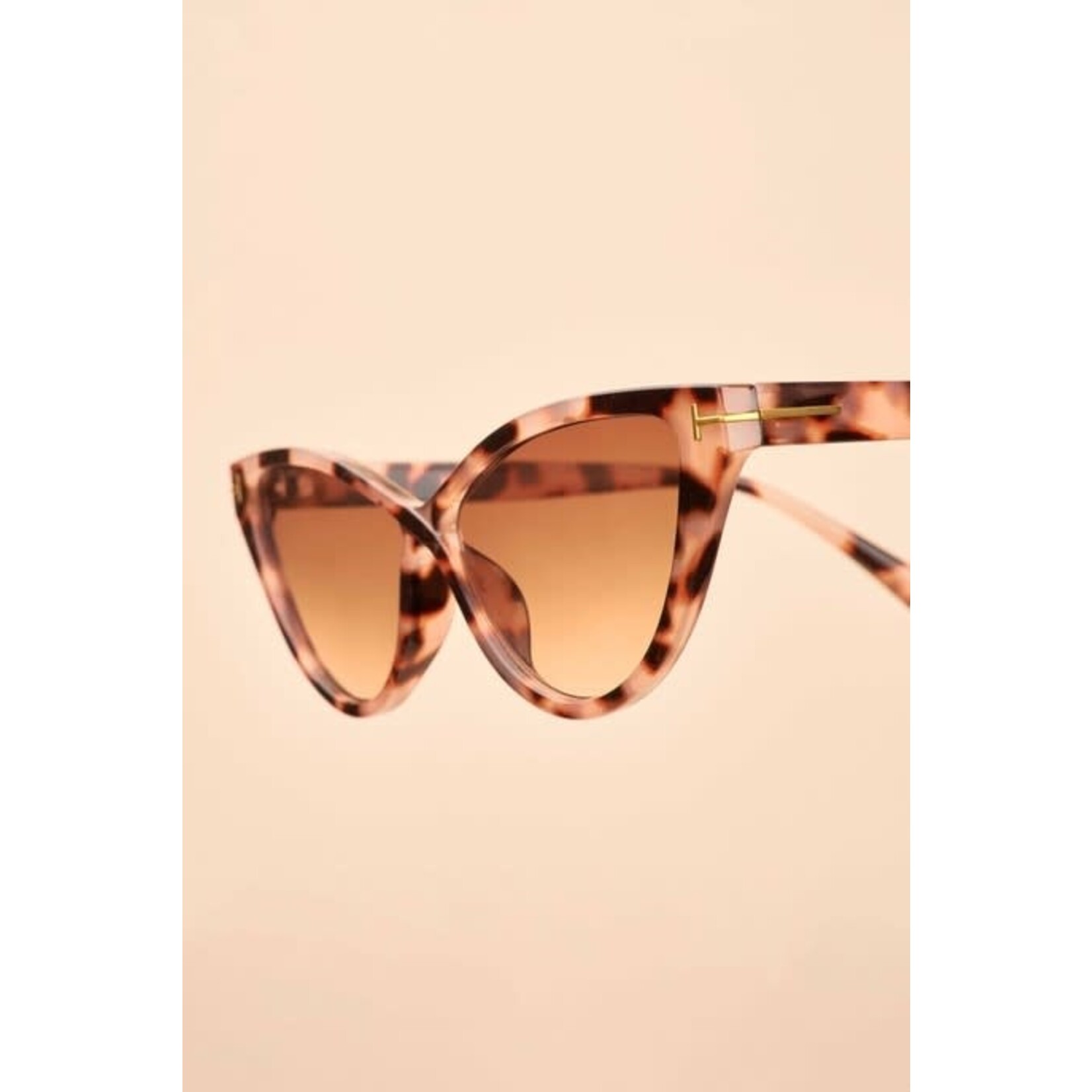 Powder Annika Limited Edition Sunglasses in Tortoiseshell
