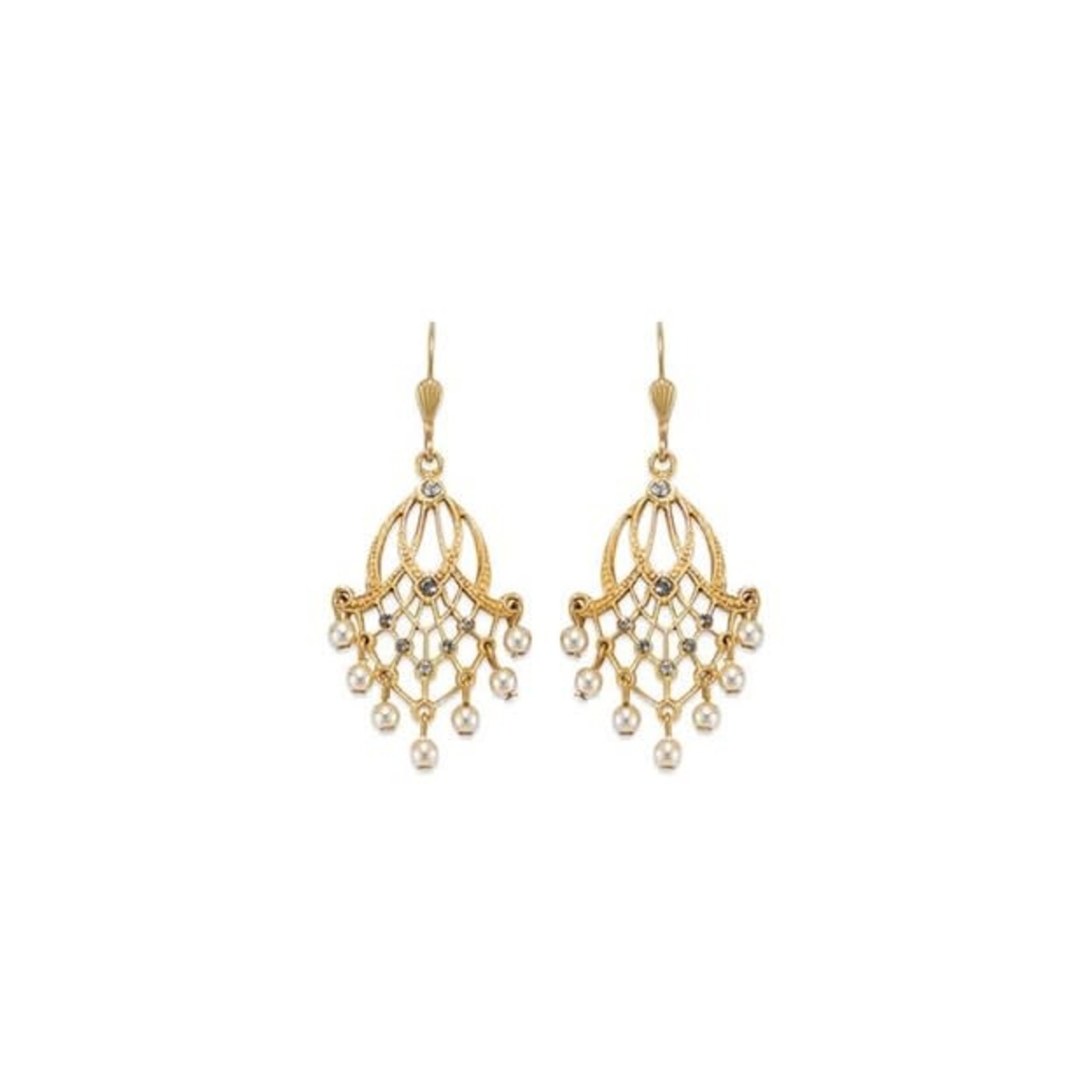 Object of Desire Gold Earrings in Pearl