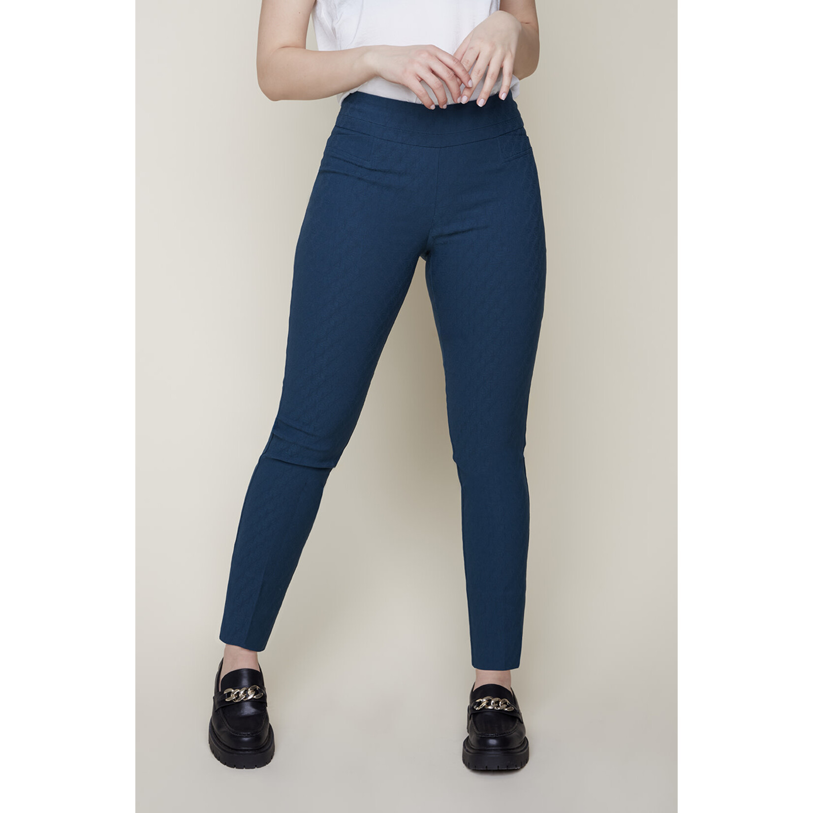 Woven Knit Pant w/ Textured Print in Lagoon Blue